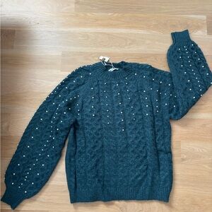 Elegant Pearl-Embellished Sweater - Dark Teal